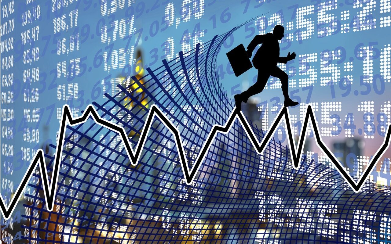 La politica economica da una normalizzazione all’altra:  come impedire la trasmissione dell’inflazione da costi